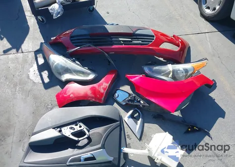 2012 Hyundai Veloster Base W/Gray z USA, uszkodzony, nr VIN KMHTC6AD8CU066801